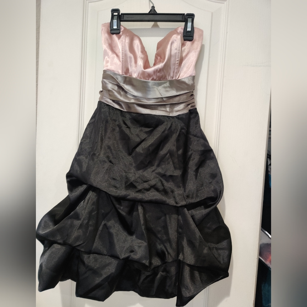 SPEECHLESS Satin strapless pleated & tiered bubble with wait tie